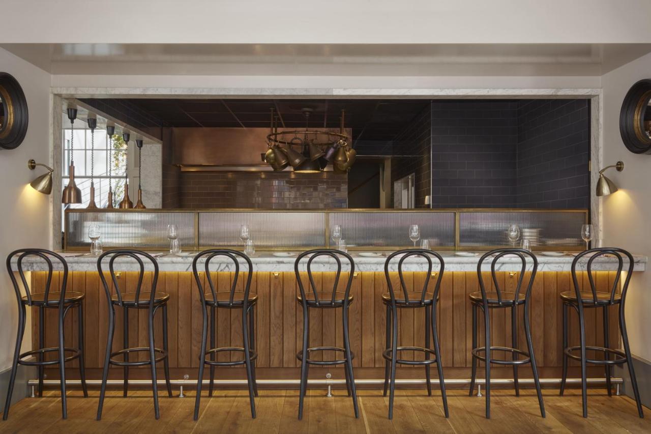 Pulitzer Amsterdam Hotel Ngoại thất bức ảnh The bar at The Ivy Temple Row
