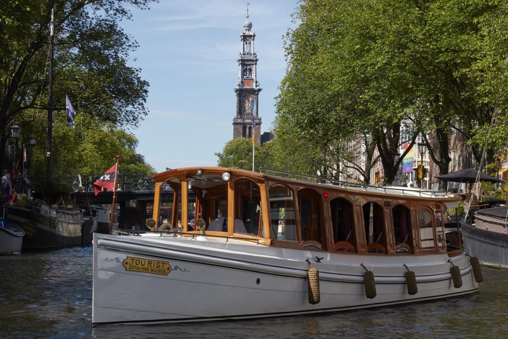 Pulitzer Amsterdam Hotel Ngoại thất bức ảnh The boat used in the film